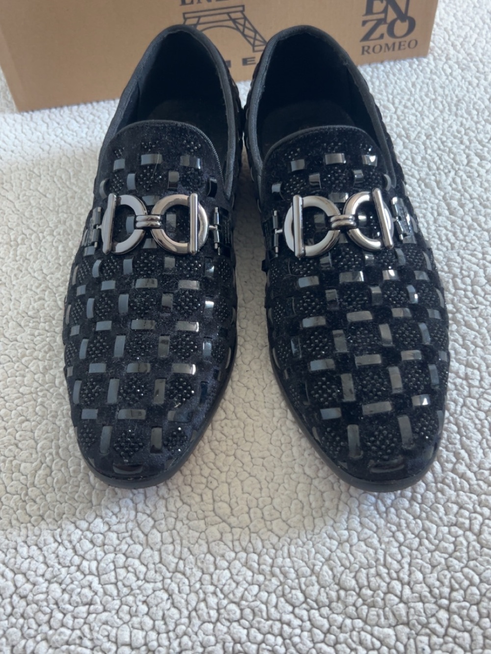 Enzo Romeo Men's Fashion Rhinestone Glitter Dress Shoes - Size 9 - Box Included!